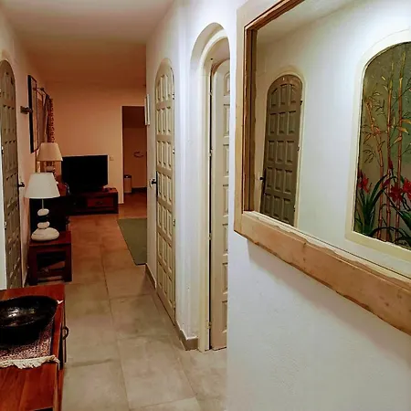 Tottam Art & Healthy Garden Lodge