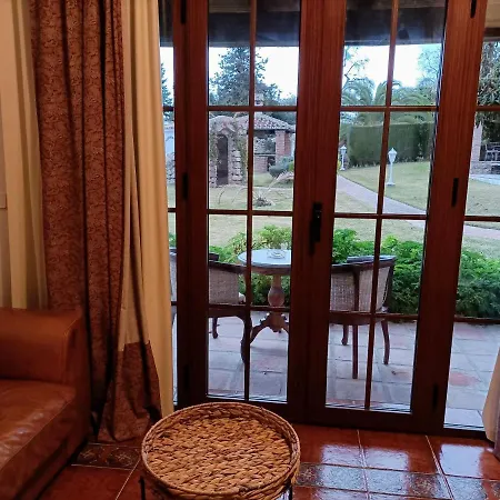 Lodge Tottam Art & Healthy Garden